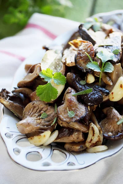 Fried Mushrooms Garlic Fresh Coriander — Stock Photo, Image