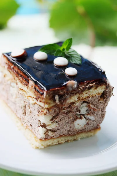 Piece Cake Cream Chocolate Icing — Stock Photo, Image