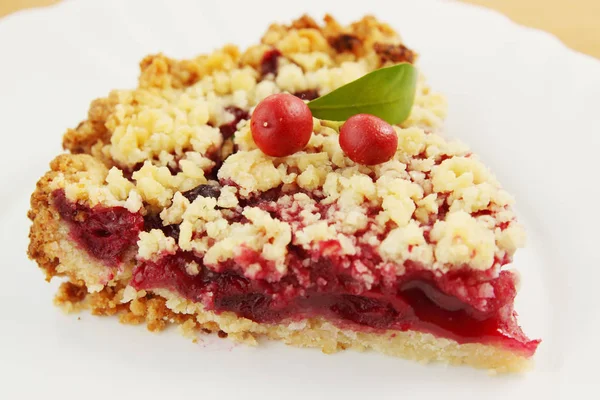 Hausgemachte Plätzchen Geriebener Kuchen Mit Kirschmarmelade — Stockfoto