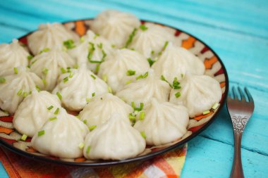 Ermeni Mutfağı, Hıngel domuz eti ve soğan ile