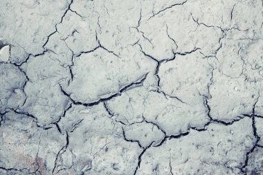 Kuru kırık dünya, arka plan