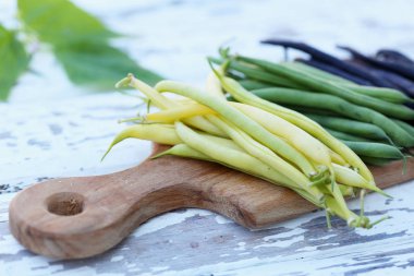 bakla taze uzun fasulye ahşap oyun tahtası