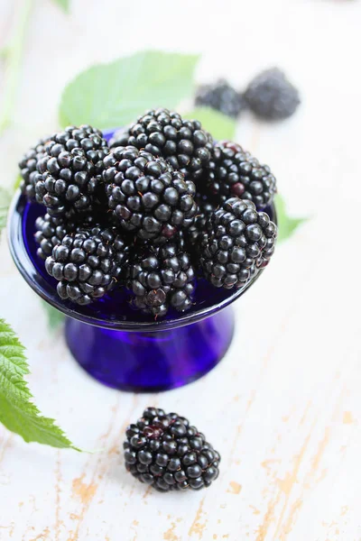 Frische Große Saftige Brombeeren Einer Schüssel — Stockfoto