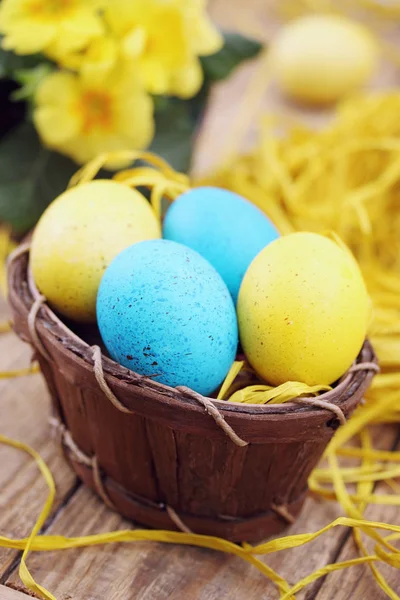 Påsk Stilleben Nyanser Gult Boet Med Ägg — Stockfoto