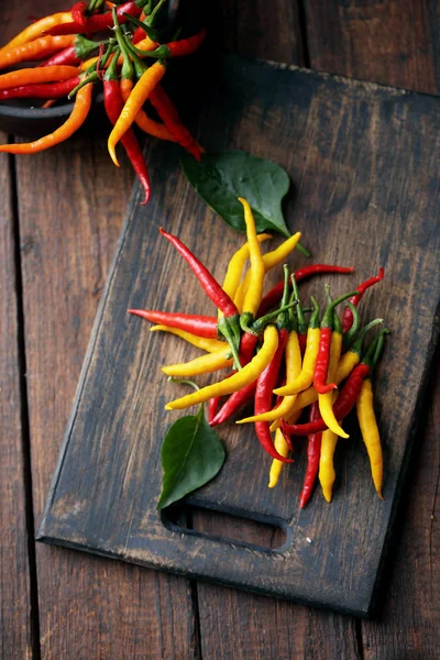 Small Hot Pepper Chili Bundle — Stock Photo, Image