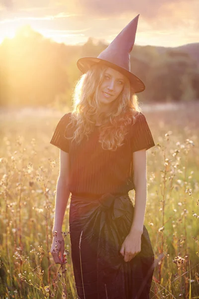 Young Witch Gathers Herbs Field Sunset — Stock Photo, Image