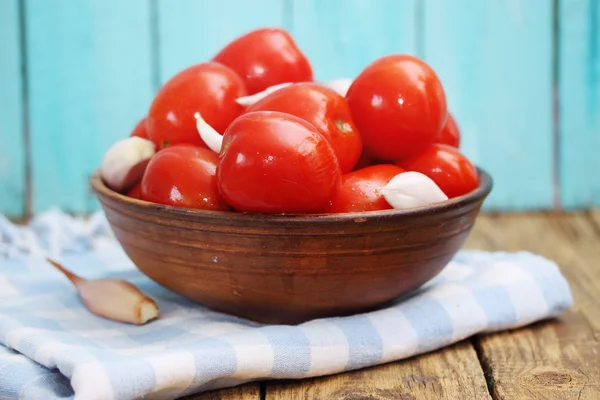 Leavened Tomatoes Onions Barrel — Stock Photo, Image