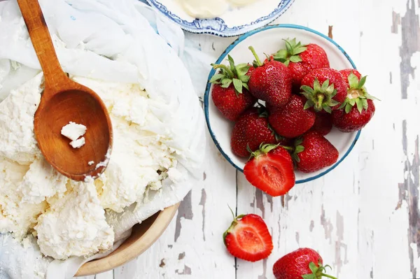 Cottage Cheese Cream Fresh Strawberry Top View — Stock Photo, Image