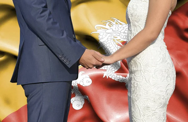 Σύζυγος Και Σύζυγος Κρατώντας Χέρια Εννοιολογική Φωτογραφία Του Γάμου Στο — Φωτογραφία Αρχείου