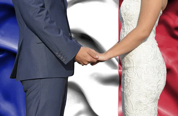 Marido Esposa Mãos Dadas Fotografia Conceitual Casamento França — Fotografia de Stock