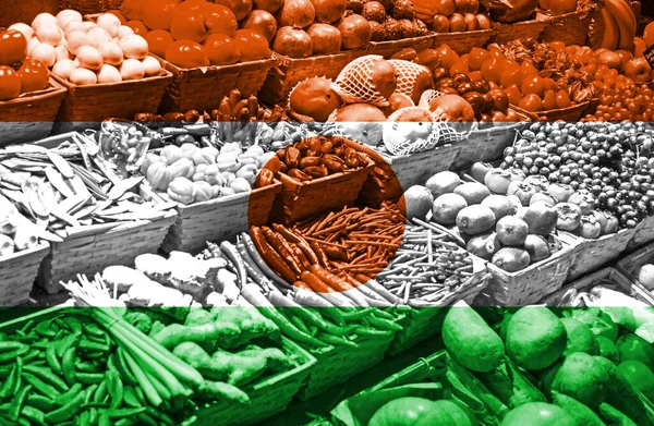 Odrůda Čerstvého Ovoce Zeleniny Proti Národní Vlajce Nigeru — Stock fotografie