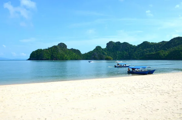 Andaman Meerküste Auf Der Insel Langkawi Malaysien Kleine Boote Küstennähe — Stockfoto