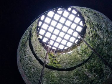 Metal ızgara de yosunlu duvarlı li için önde gelen bir taş kaplama