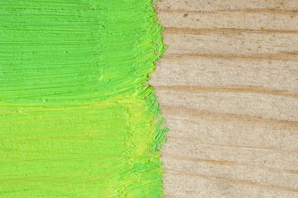 古い木製の背景に緑色の塗料 — ストック写真