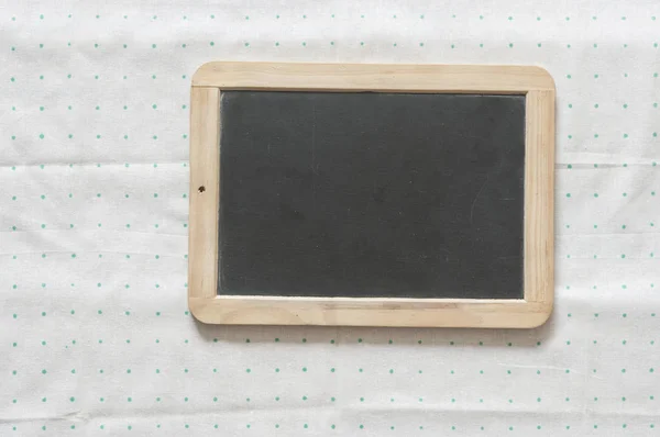 菜单黑板上的木桌背景 — 图库照片