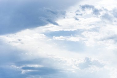 Arka plan arka plan ve duvar kağıdı amaçları için bir gök gürültüsü fırtına ideal önce kara bulutlar