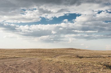  biraz taş ile güzel kırsal manzara
