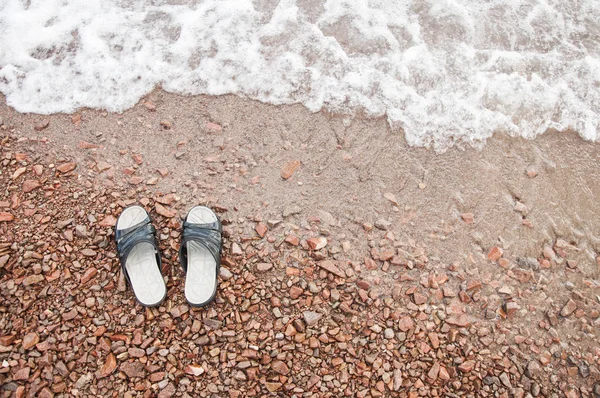 Tongs Sandale Sur Plage Les Vagues Mer Vacances Été — Photo