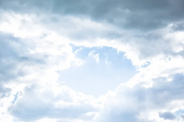 Красивые Облака Фоне Голубого Неба — стоковое фото