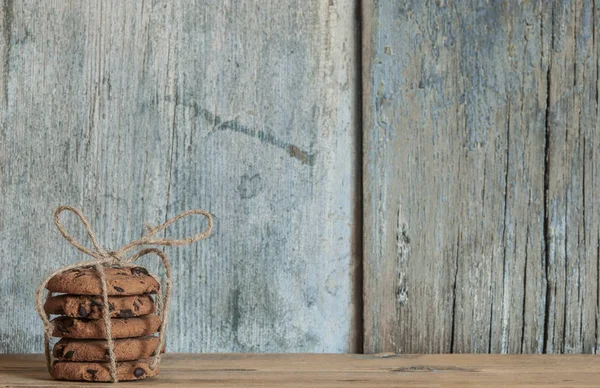 Biscotti Con Gocce Cioccolato Tavolo Legno — Foto Stock