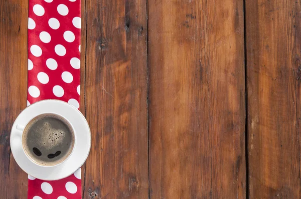 Weiße Tasse Kaffee Mit Bunter Serviette Auf Altem Holztisch Aussichtspunkt — Stockfoto