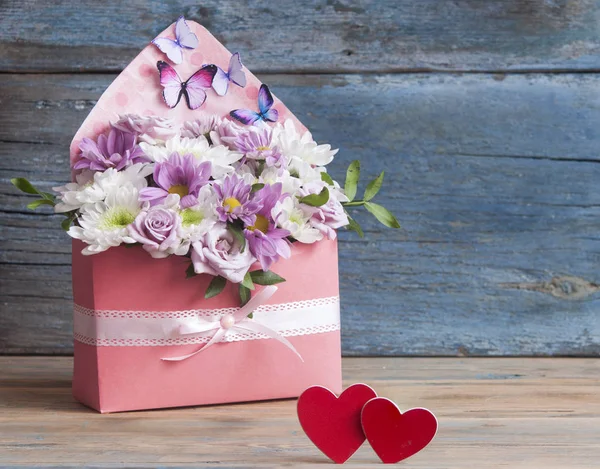 Beautiful Flower Bouquet Two Red Hearts Wooden Table Background Valentines — Stock Photo, Image