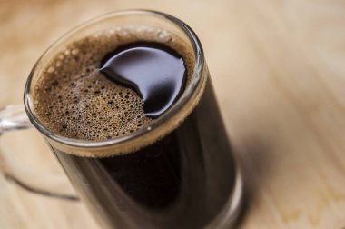 Kahve köpüğü aşırı kapatın. Makro doku ve arka plan