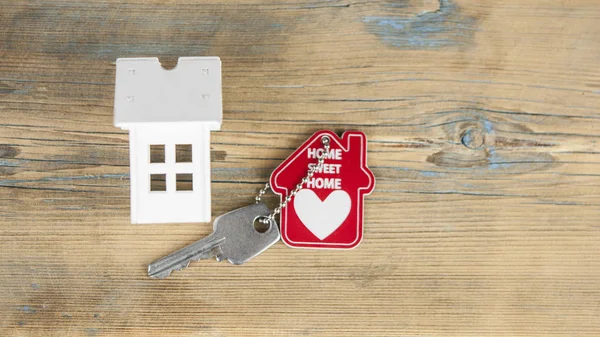 House Symbol Silver Keys Wood Real Estate Concept — Stock Photo, Image