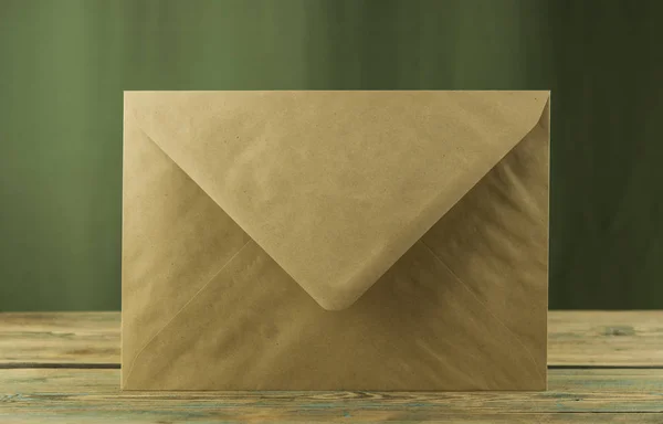 Sobres Blanco Sobre Fondo Mesa Madera — Foto de Stock