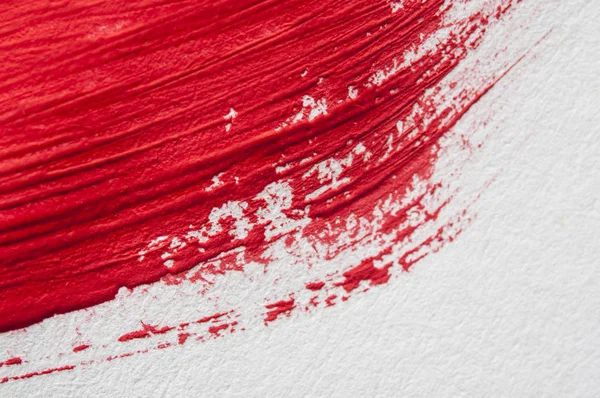 Pincelada abstracta roja sobre fondo blanco — Foto de Stock