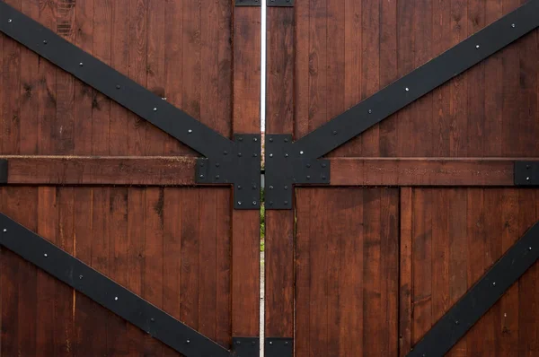 古い木製の門 レトロデザイン — ストック写真