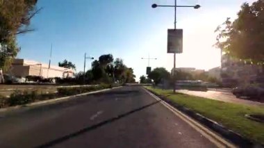 Limasol, Kıbrıs - 01 Nisan 2018: Pov Time Lapse Driving of Downtown