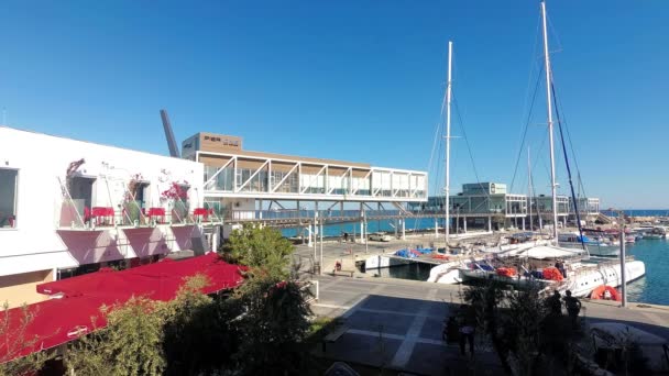 Limassol Cyprus Kwiecień 2018 Widok Kawiarnie Restauracje Limassol Marina — Wideo stockowe