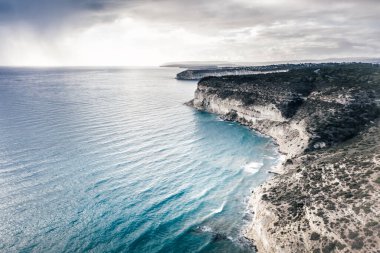 Kıbrıs Rum Kesimi 'nin güney kıyısındaki Episkopi Körfezi' ne bak.