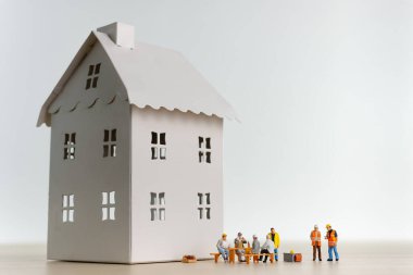 İnşaat alanı molada.