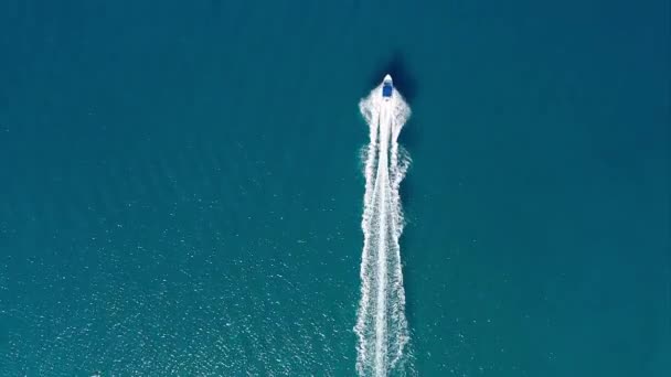 Overhead View Small Fishing Boat Blue Sea — Stock Video