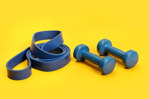 Fitness için Halterve lastik bant .