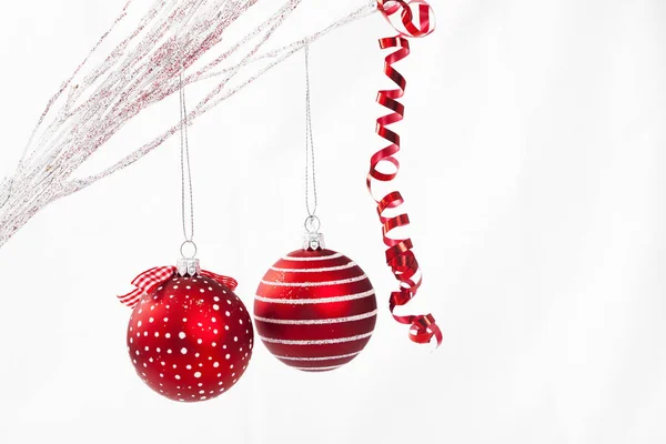 Red Christmas Baubles Isolated White — Stock Photo, Image