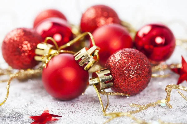 Palle Natale Rosso Isolato Bianco — Foto Stock