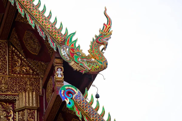 Buddhistiska tempel detaljer, Chiang Mai, Thailand — Stockfoto