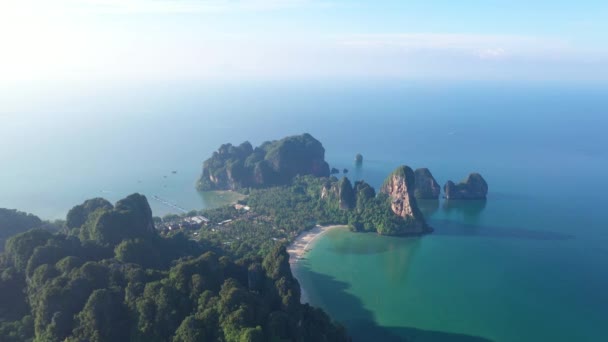 Cinematic Ariel Shots Railay Beach Amazing Limestones Krabi Thaiföld — Stock videók