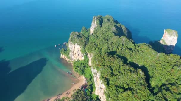 Niesamowite Piękne Formacje Skalne Wzdłuż Wybrzeża Plaży Tonsai Tajlandia — Wideo stockowe