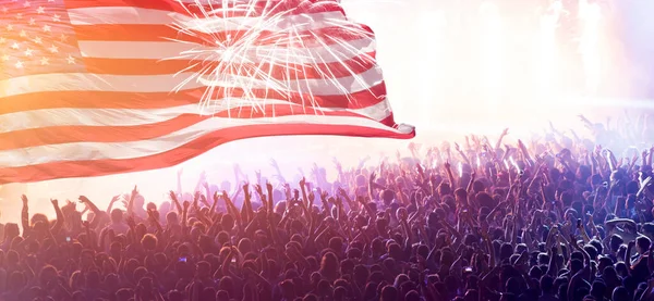 Crowd People Celebrating Independence Day United States America Usa Flag — Stock Photo, Image