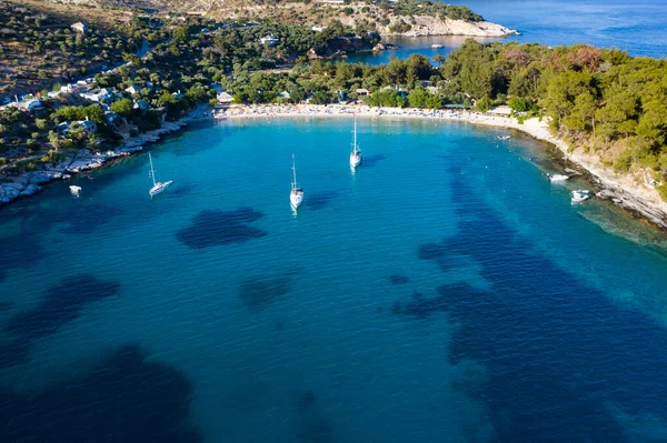 Vista Aérea Los Veleros Frente Playa Aliki Isla Tasos Grecia — Foto de Stock