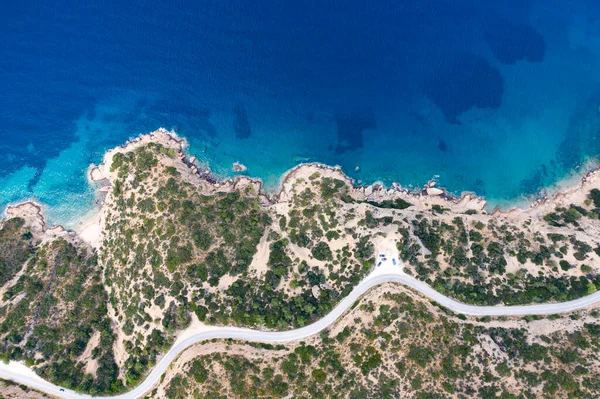 Curva Estrada Sinuosa Longo Costa Ilha Thassos Grécia Vista Aérea — Fotografia de Stock