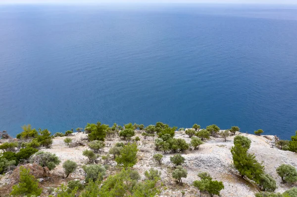 Letecký Pohled Modrý Oceán Křišťálově Čistou Tyrkysovou Vodou Ostrova Thassos — Stock fotografie