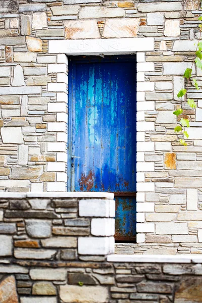 Puerta Azul Tradicional Pared Piedra Isla Tasos Grecia —  Fotos de Stock