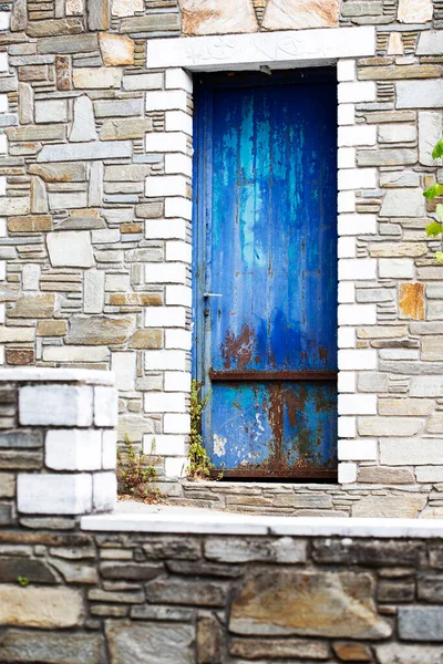 Traditional Blue Door Stone Wall Thassos Island Greece — Stock Photo, Image