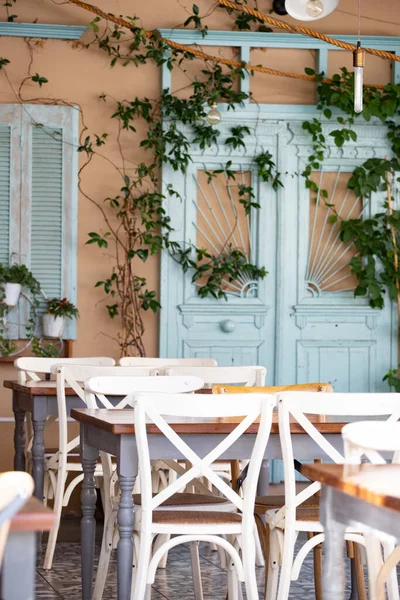 Терасі Середземноморського Ресторану Розташовані Стільці Поїздка Відпустку — стокове фото