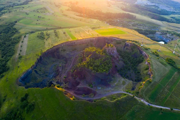 Veduta Aerea Del Cratere Vulcanico Racos All Alba Provincia Brasov — Foto Stock